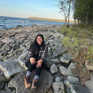 Meet your Posher, Jenny